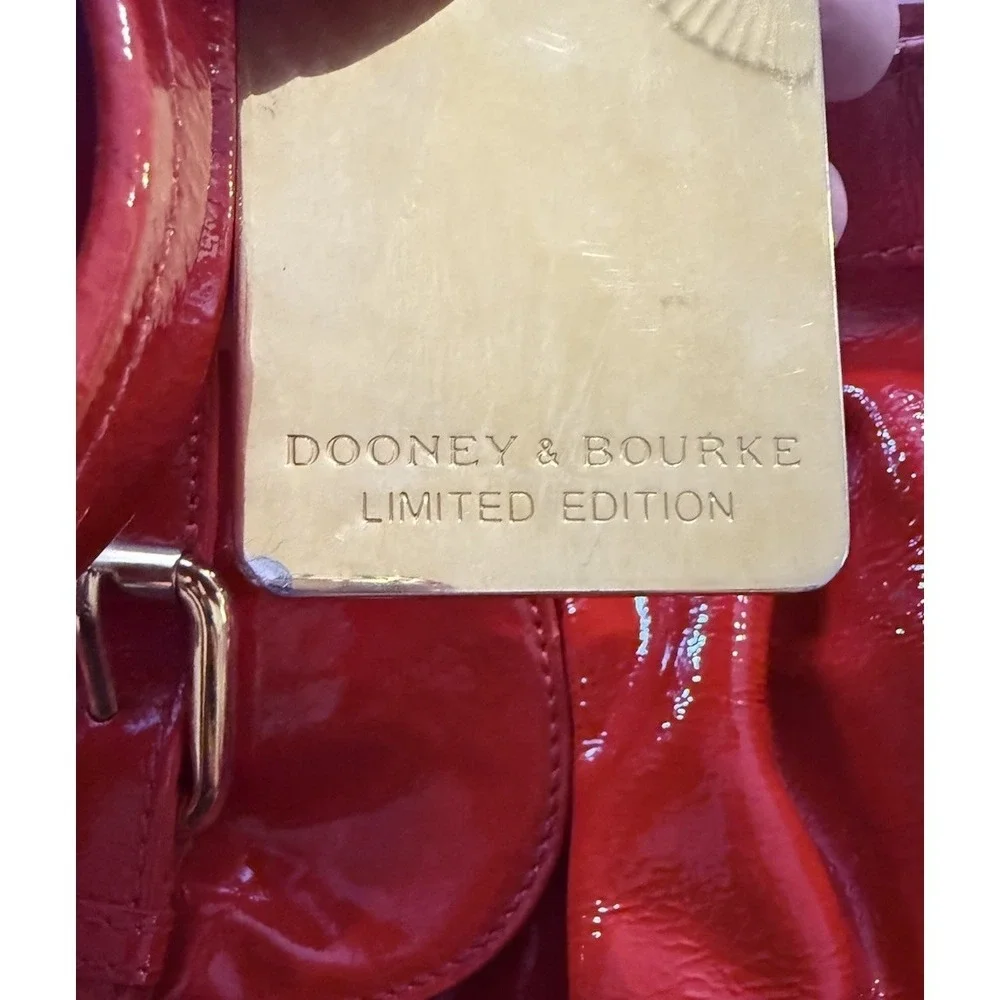 VTG Y2K Dooney & Bourke HP Hayden Panettiere Limited Edition Red Patent Leather